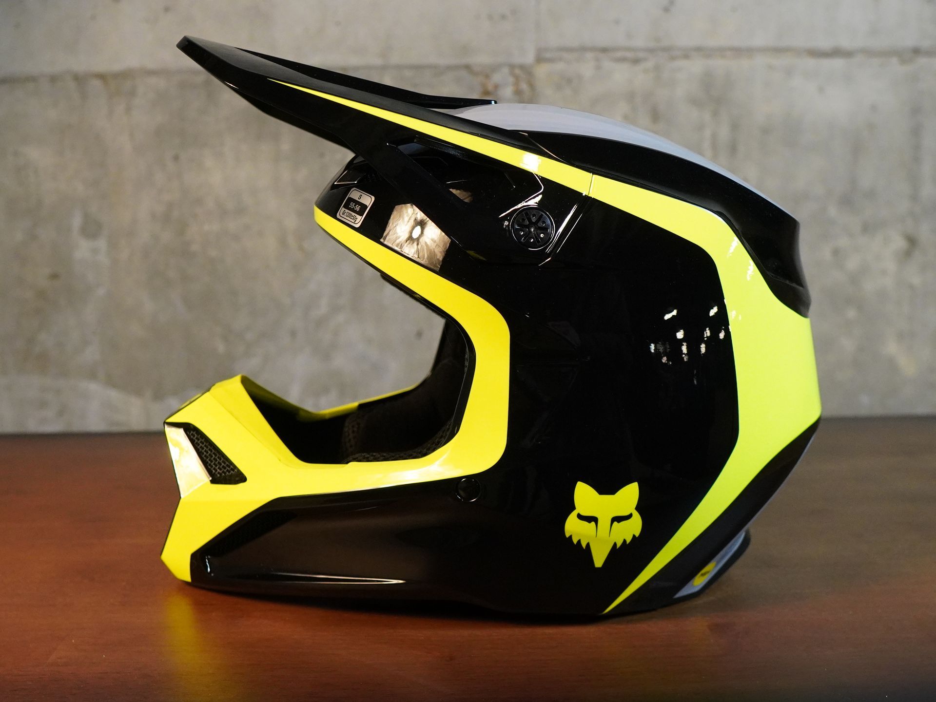 Fox Racing V1 Flow Helmet