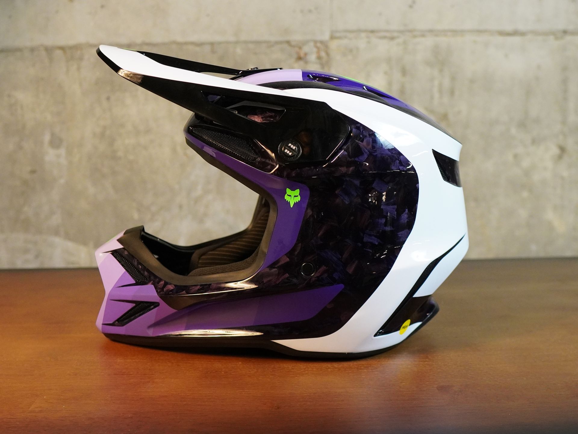 Fox Racing V3 RS Grid Helmet