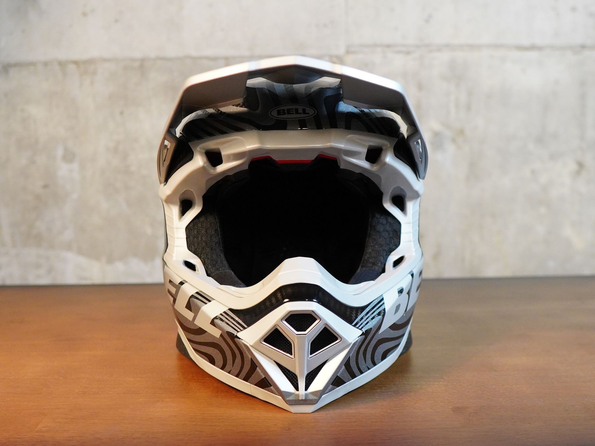 Bell Moto-10 Spherical Helmet - Cortex Gloss Silver/Gray - Large