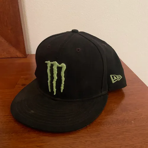 Monster Apparel - Size One Size
