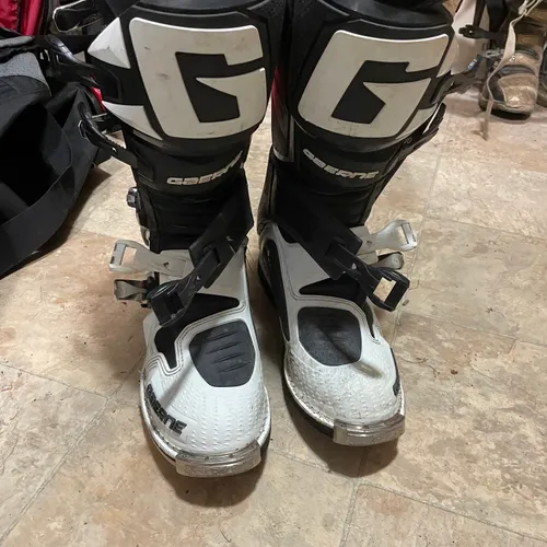 Gaerne Boots - Size 12