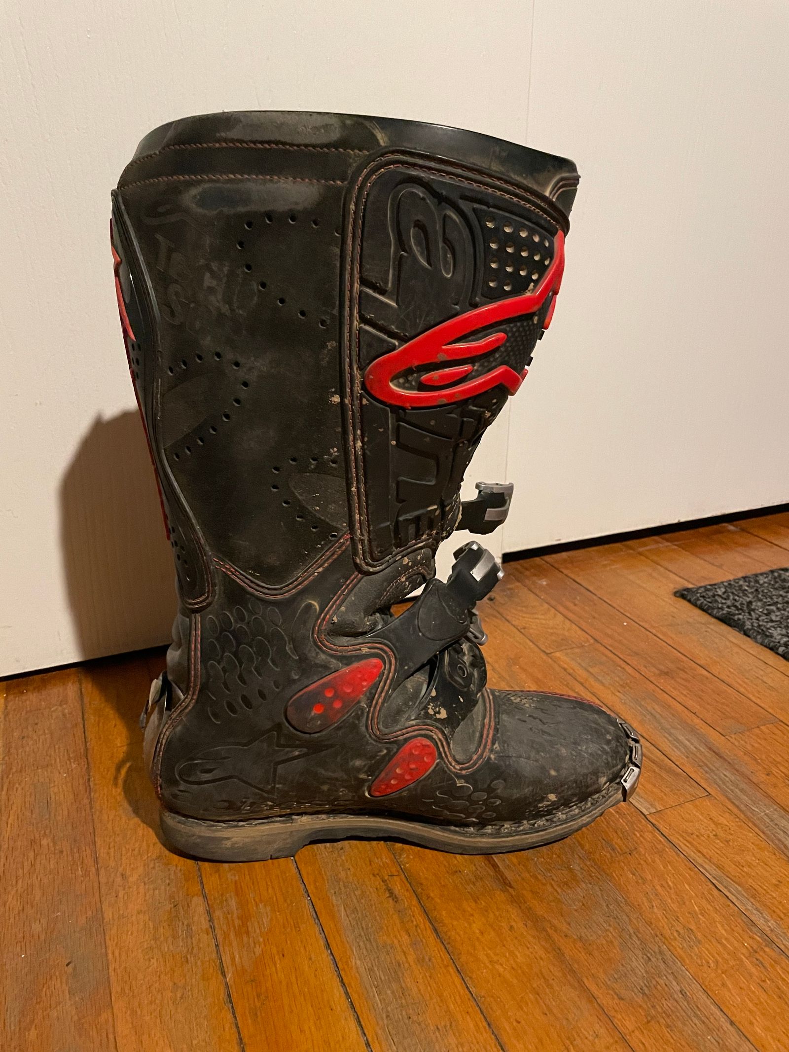 Tech 8 boots for sale cheap