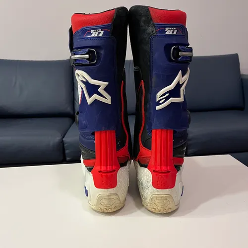 Alpinestars Tech 10 LXIII Des Nations LE
