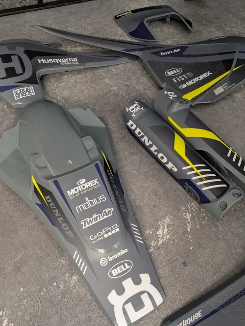 Plastics + Graphics Husqvarna TE FE 2017 2018 2019 Matte Grip