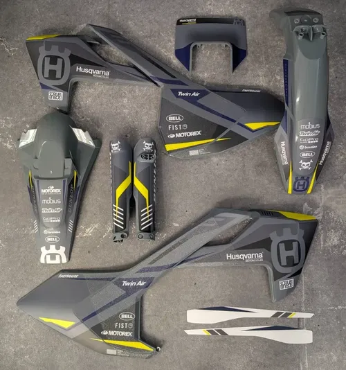 Plastics + Graphics Husqvarna TE FE 2017 2018 2019 Matte Grip