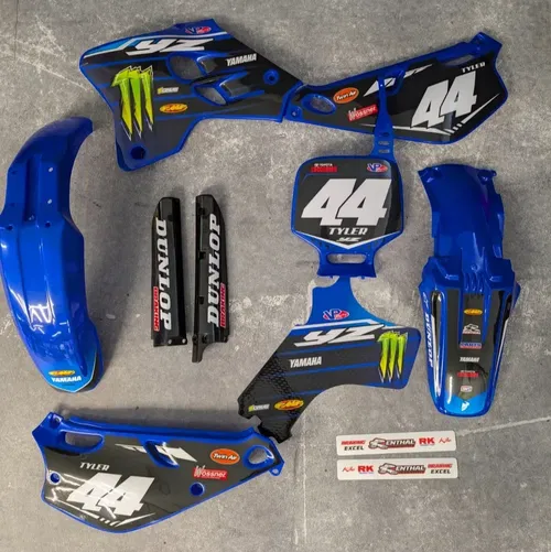Plastics + Graphics Yamaha YZ 80 1993-2001 Restyle | Custom race number