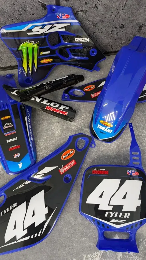 Plastics + Graphics Yamaha YZ 80 1993-2001 Restyle | Custom race number