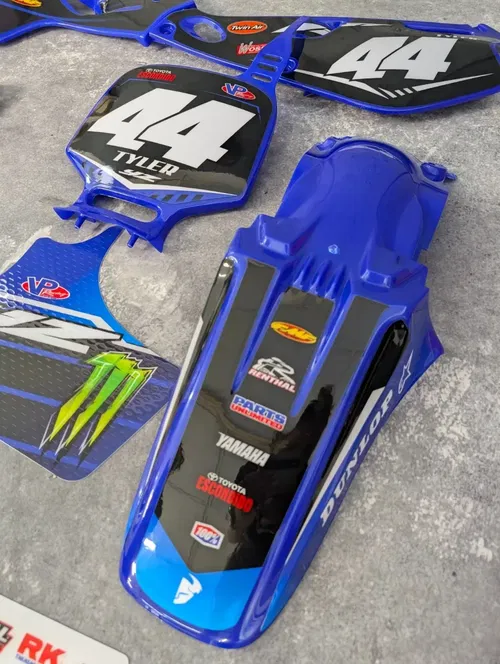 Plastics + Graphics Yamaha YZ 80 1993-2001 Restyle | Custom race number