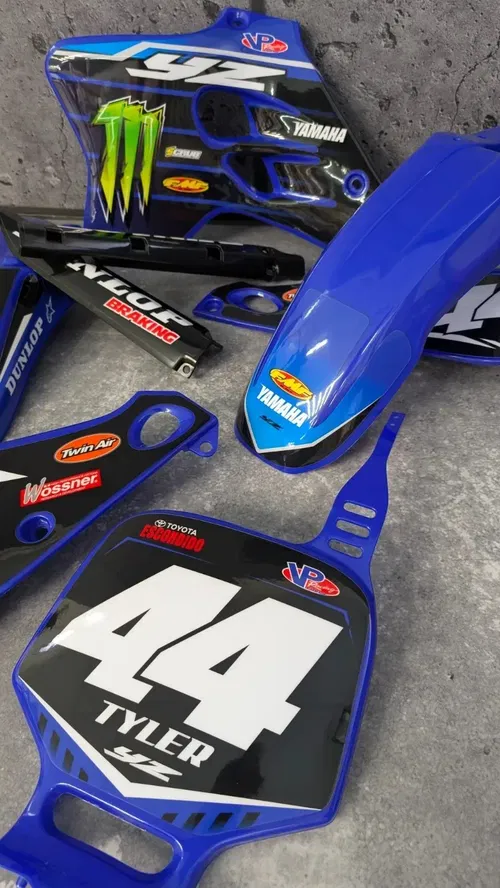Plastics + Graphics Yamaha YZ 80 1993-2001 Restyle | Custom race number
