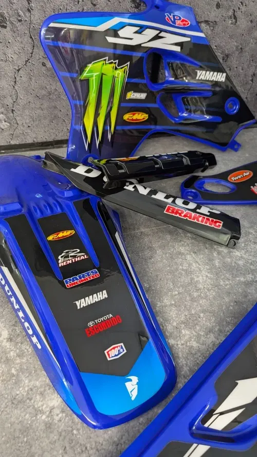 Plastics + Graphics Yamaha YZ 80 1993-2001 Restyle | Custom race number
