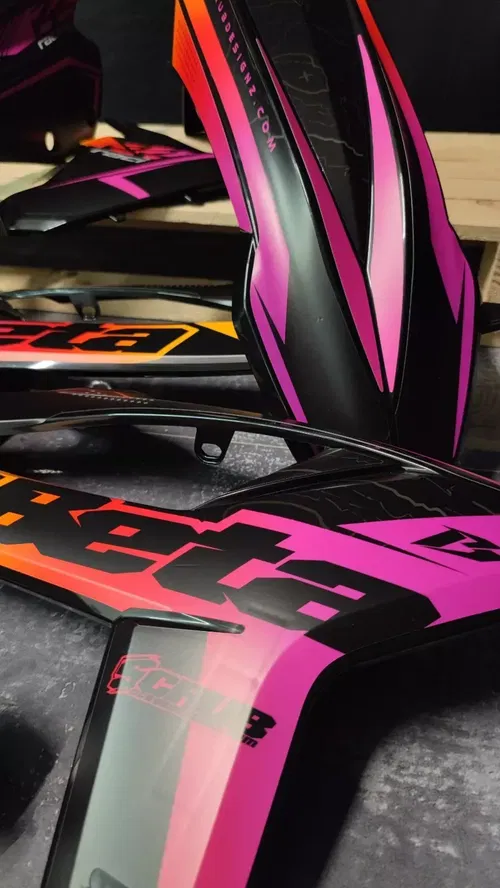 Plastics + Graphics applied Beta RR Polisport Restyle 2019