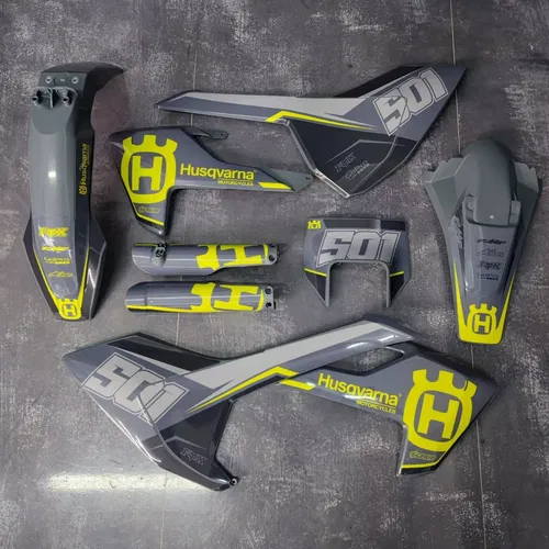 Plastics + Graphics Husqvarna TE FE 2017 2018 2019 - 150 250 300 350 450 501