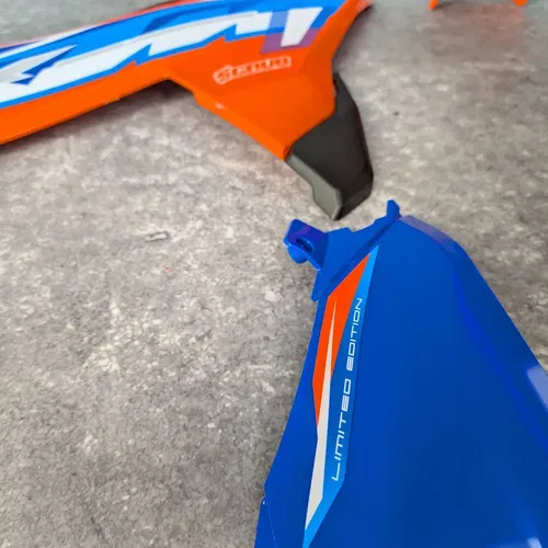 KTM 2024 2025 EXC EXC-F Restyle Plastics Kit + Fork guards