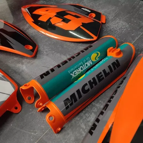 Plastics + Graphics KTM LC4 SMC 620-660 1999-2004