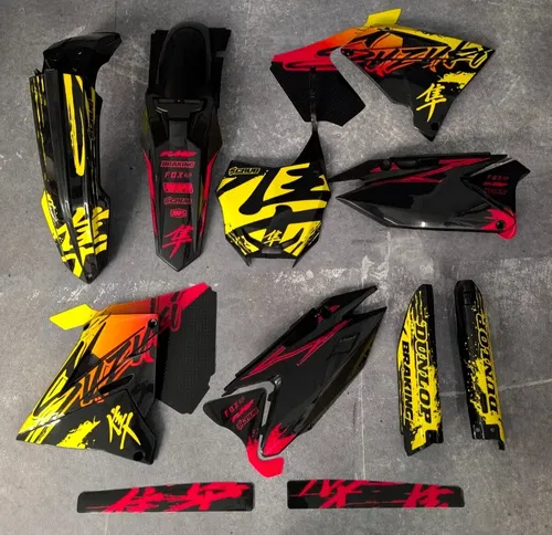 Plastics + Graphics RM Restyle Suzuki RM125 RM250 2001-2003  fitted decals