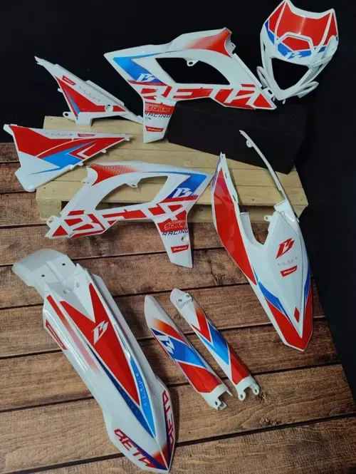 Plastics + Graphics applied Beta RR Polisport Restyle 2013-2017