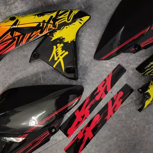 Plastics + Graphics Suzuki RMZ 250 2010-2018 decals applied