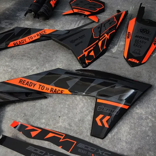 Plastics + Graphics applied KTM 2023 2024 XC XC-F SX SX-F 125 250 300 350 450
