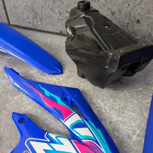 Restyle Plastics + Seat + Fuel tank + Decals Yamaha YZ125 YZ250 2008-2025