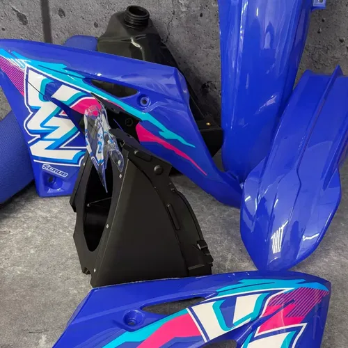 Restyle Plastics + Seat + Fuel tank + Decals Yamaha YZ125 YZ250 2008-2025