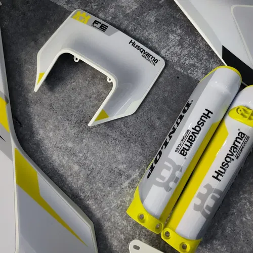 Plastics + Graphics Husqvarna TE FE 2017 2018 2019 - 150 250 300 350 450 501