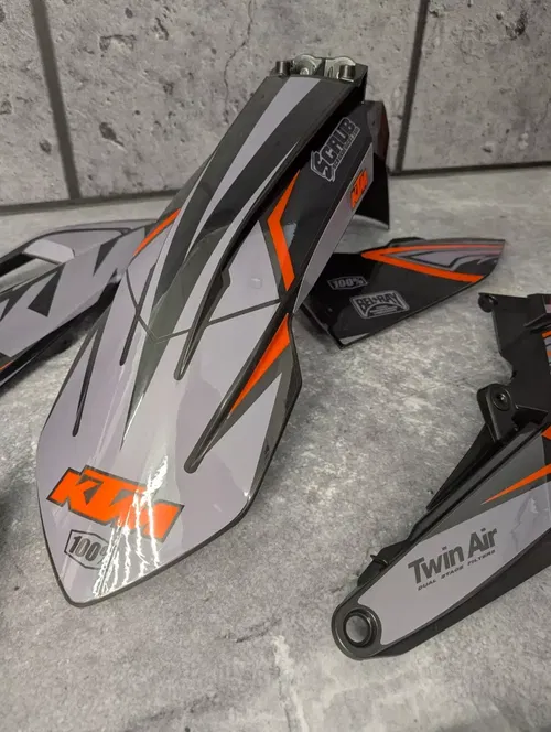 Plastics + Graphics KTM 2016 2017 2018 XC XC-F SX SX-F applied
