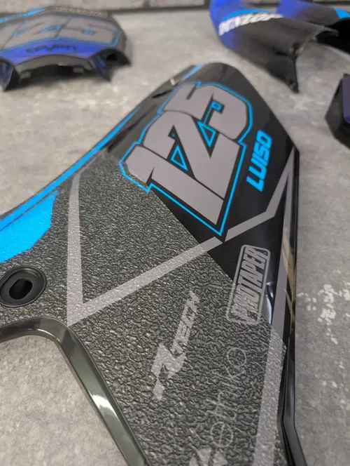Plastics + Graphics Yamaha YZ250F 2024-2025 YZ450F 2023-2025 GRIP + Race number