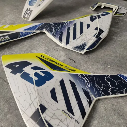 Plastics + Graphics Husqvarna TE FE 2017 2018 2019 - 150 250 300 350 450 501