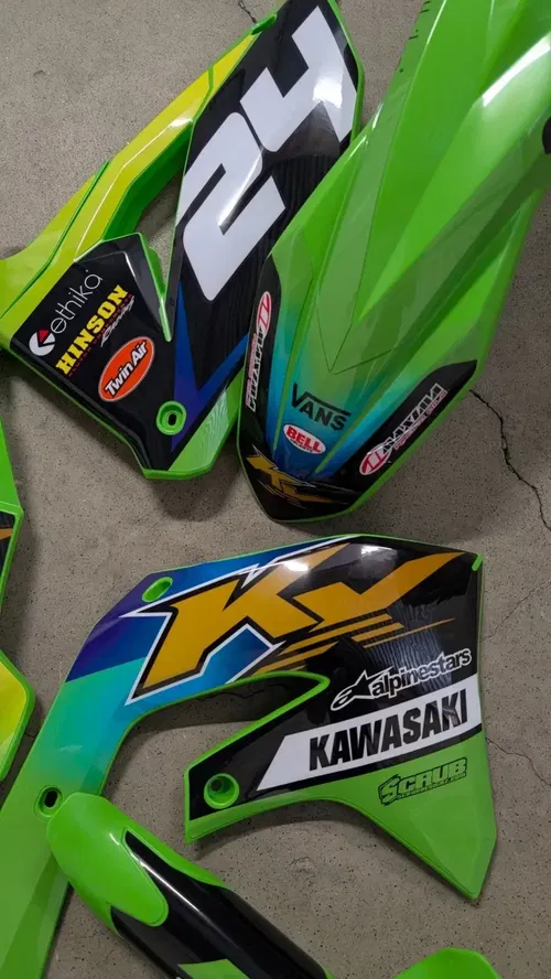 Plastics + Graphics Kawasaki KX450 2019-2023 KX250 2021-2024 KXF