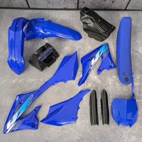 Restyle Plastics + Seat + Fuel tank + Decals Yamaha YZ125 YZ250 2002-2004