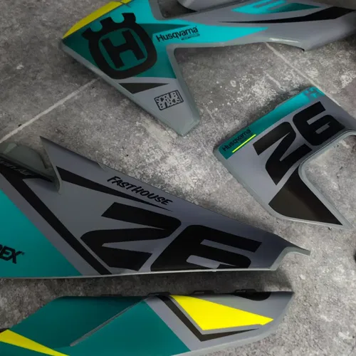 Plastics + Graphics Husqvarna TE FE 2020 2021 2022 2023 Gray Yellow