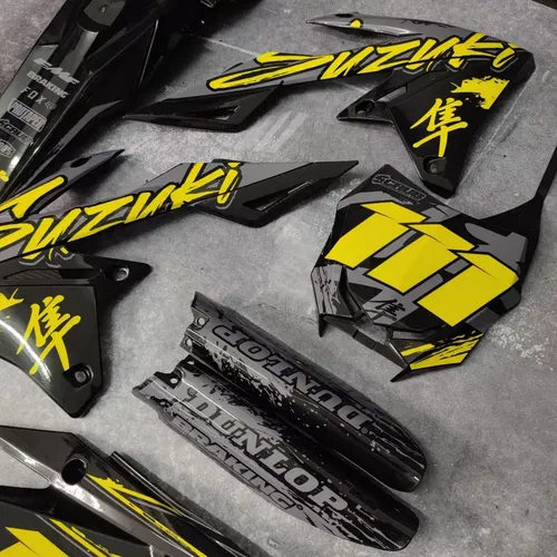 Plastics + Graphics RM Restyle Suzuki RM125 RM250 2001-2003  fitted decals