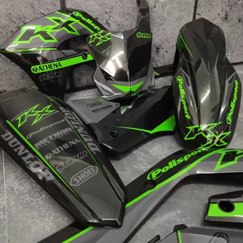 Plastics + Graphics Kawasaki KX250 2017-2020 KX250F applied