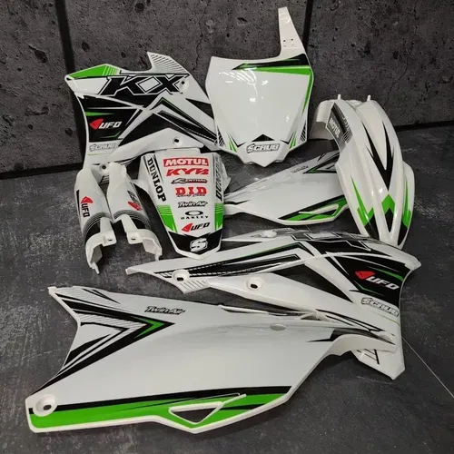 Plastics + Graphics Kawasaki KX85 2014-2021 - Fitted