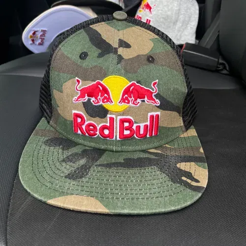 Authentic Red Bull Athlete Only New Era Snap Back Camo RARE Triple Logo