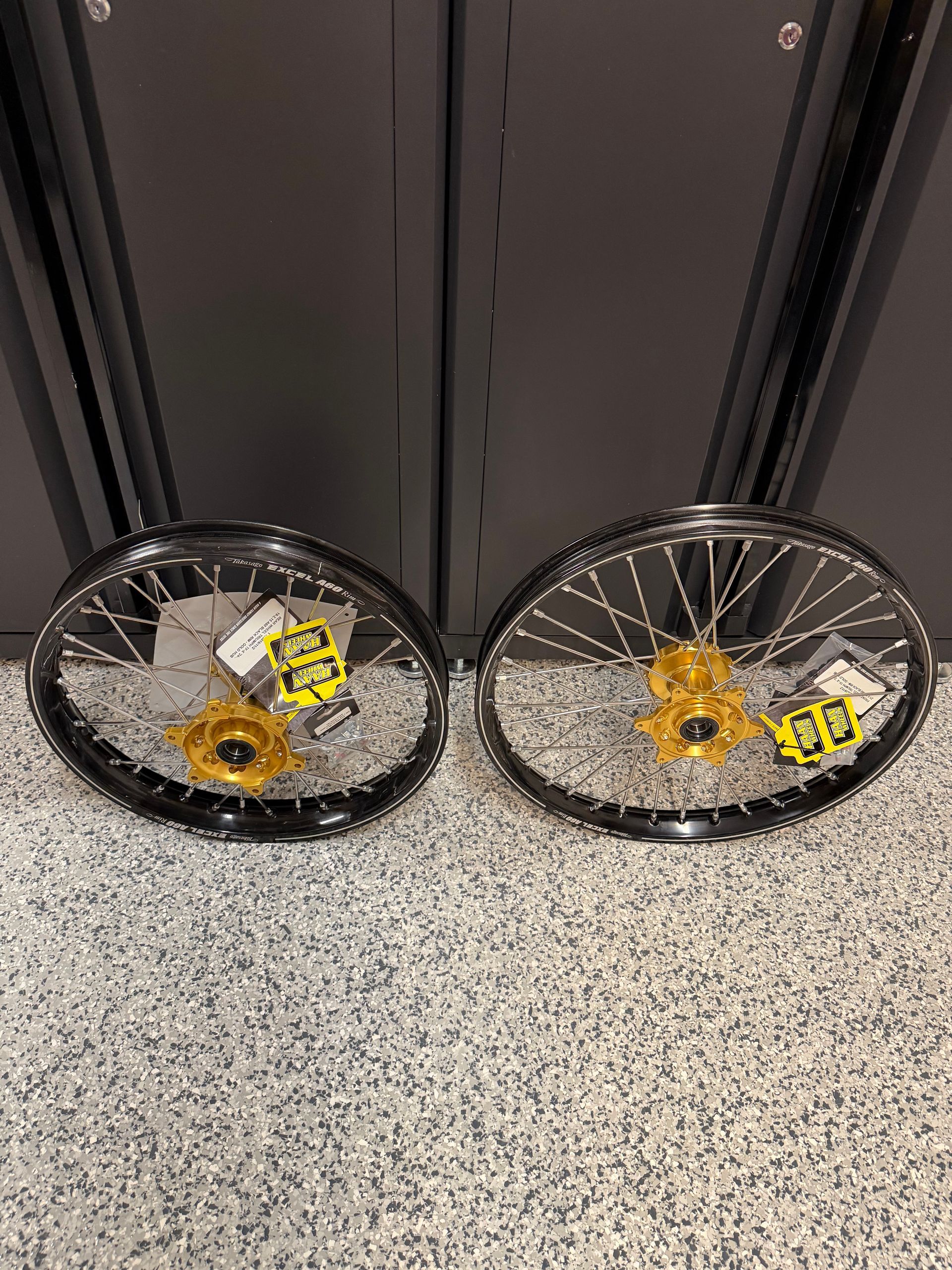 Triumph HAAN Wheel Set With A60 Rim 
19" 21"