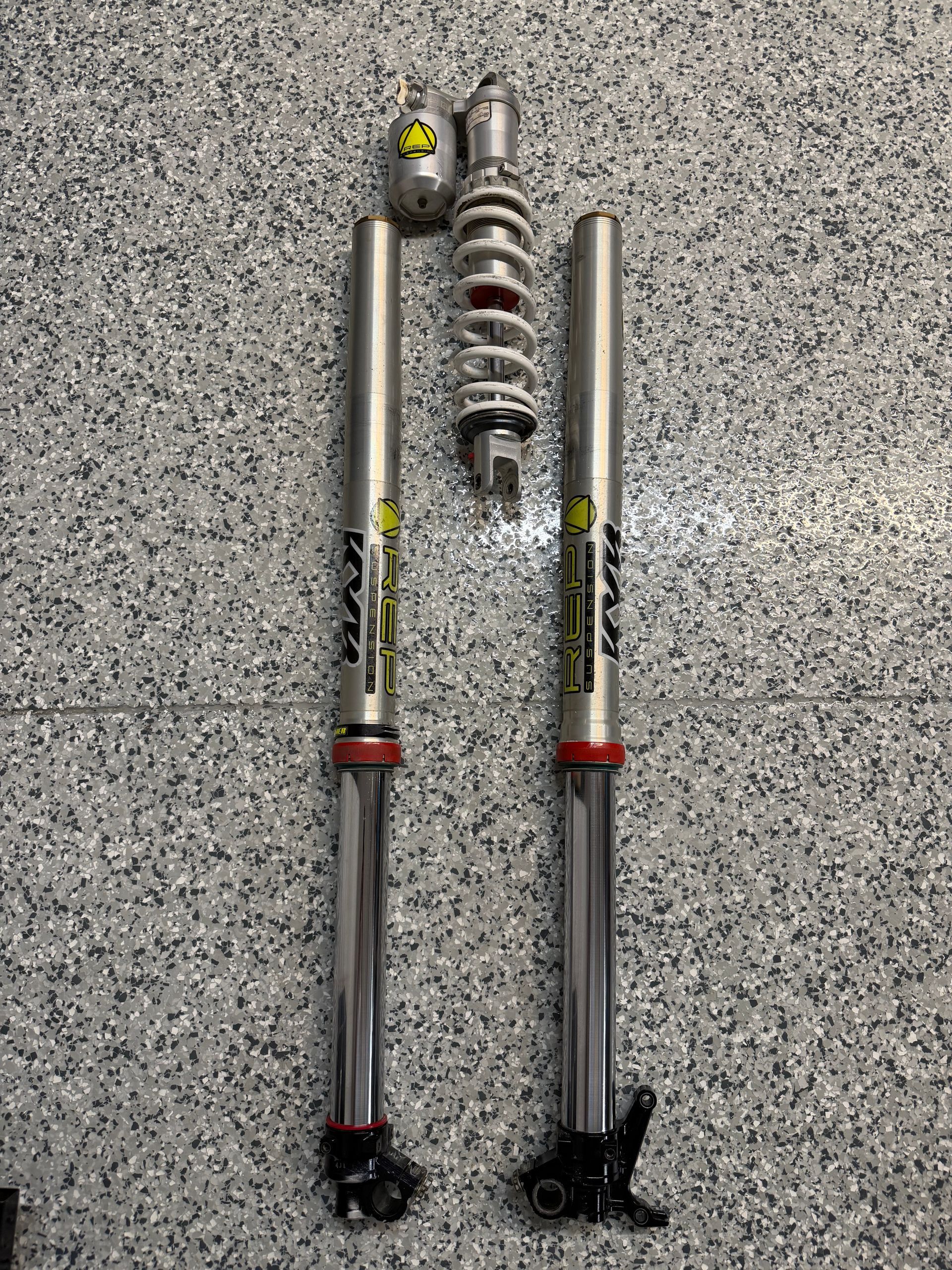 Kyb Conversion REP Kit For 
Ktm/husky/gasgas 2023+ Big Bikes 