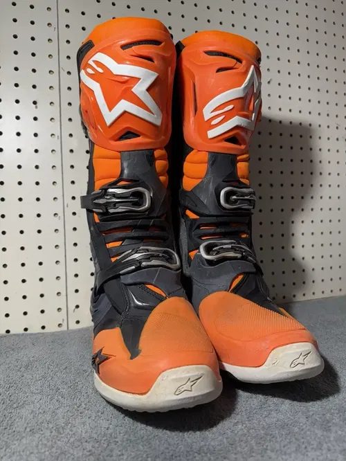 ALPINESTARS TECH 10  MX OFF ROAD BOOTS BLACK GRAY ORANGE FLURO SIZE US 12