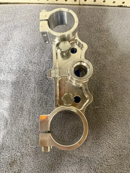 D1H Suzuki RM 85 Upper Triple Clamp Billet 1 1/8 Bar Mount