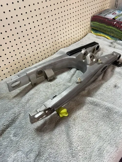 04-14 KTM 85 KTM 85SX OEM FACTORY REAR SWINGARM SUSPENSION ARM GOOD! 47004030144