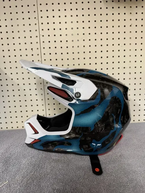 FOX V3RS Helmet “ Withered “  Size Large