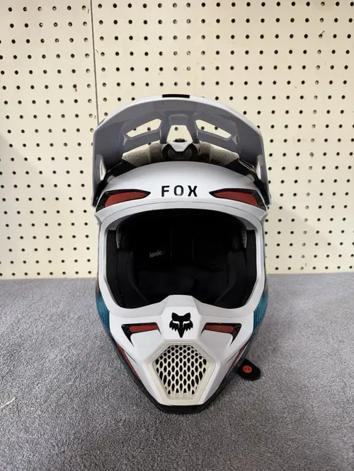 FOX V3RS Helmet “ Withered “  Size Large
