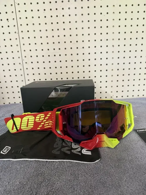 100 % ARMEGA Goggles - Solaris HiPER Red Mirror Tint Lens