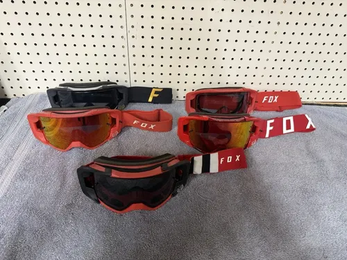 Fox Vue Motocross Goggles Bundle 5 Sets