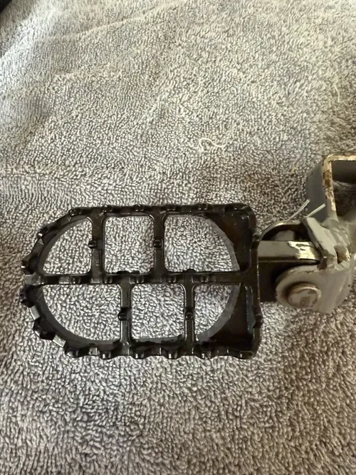 KLX 110 / DRZ 110 OEM Peg Bar With Oversized Pegs