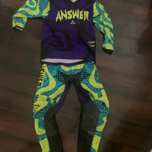 Used Youth Answer Gear 