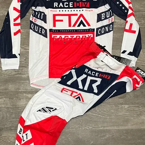 FXR Podium Gladiator MX Jersey Yellow-Black - Dirt cheap price!