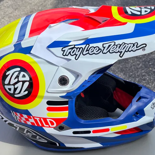 Troy Lee Designs SE5 Drop In Helmet - White / Medium