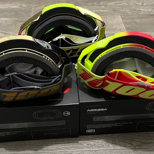 3 - 100% Armega Goggles