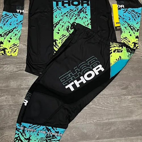 Thor Sector Atlas Gear Combo - Black/Teal - Large/34